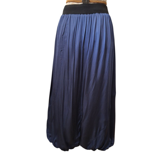 OZAI N KU Elastic Waist Navy skirt with pockets size‎ L - Picture 4 of 6